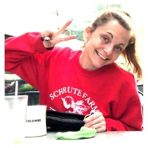 Meet your Posher, Arika